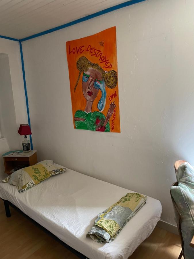 Albergue Les Toiles Filantes Empurany Exterior foto